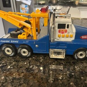 Tonka Blue Tow Truck Toy